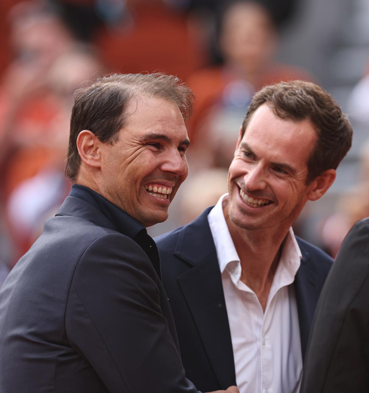 英国网球队鏖战美国网球队，纳达尔送出助攻