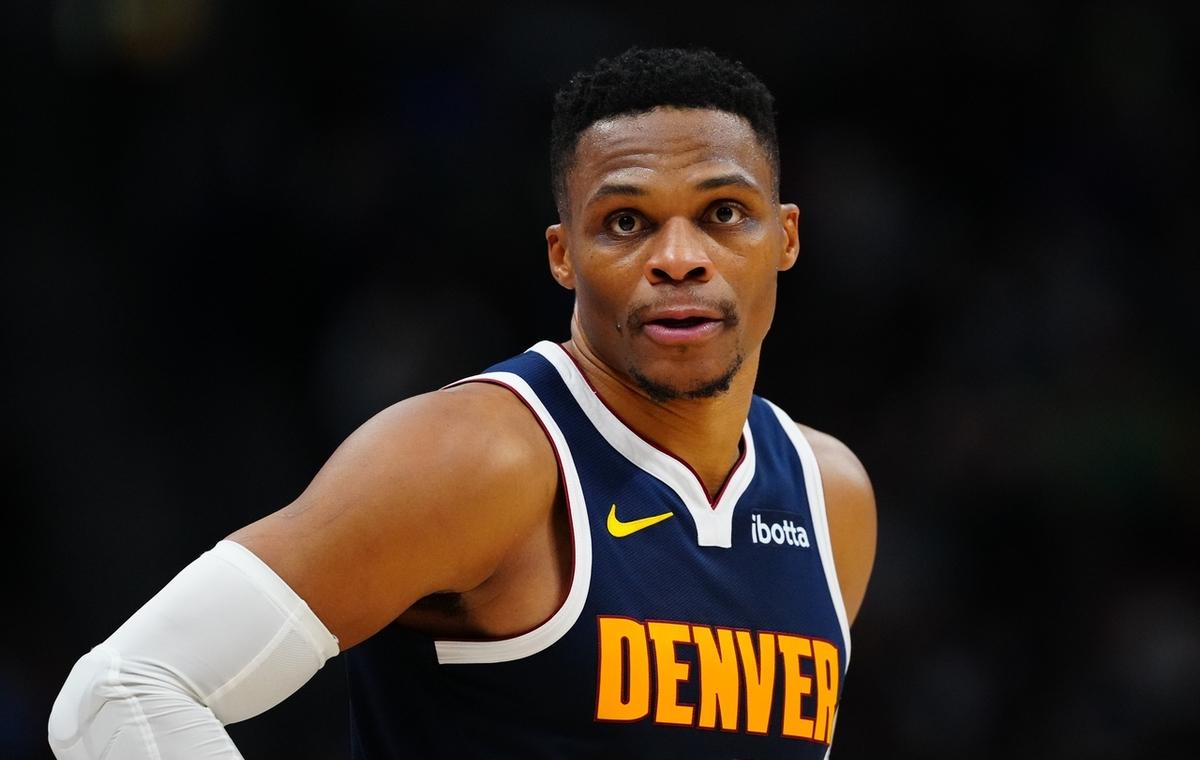 魔术完胜澳大利亚男篮,威斯布鲁克绝境逆转的简单介绍 魔术完胜澳大利亚男篮,威斯布鲁克绝境逆转的简单介绍