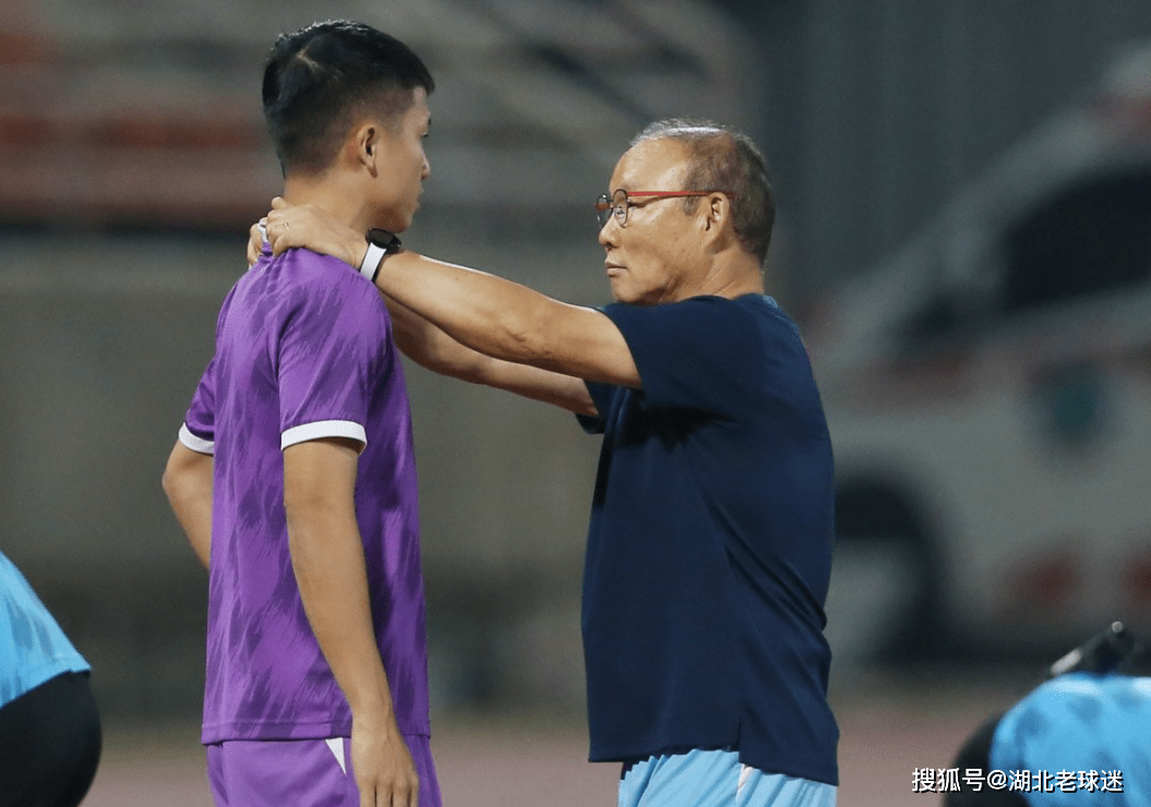 泰国羽毛球队险胜英格兰羽毛球队,辛杜制霸全场的简单介绍 泰国羽毛球队险胜英格兰羽毛球队,辛杜制霸全场的简单介绍