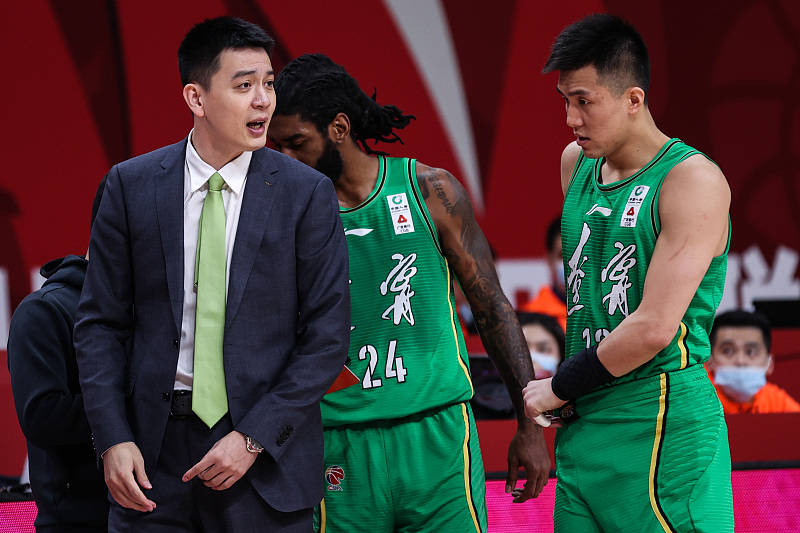 阿尔塞布鲁克队在周末的比赛中斩获重要胜利的简单介绍 阿尔塞布鲁克队在周末的比赛中斩获重要胜利的简单介绍