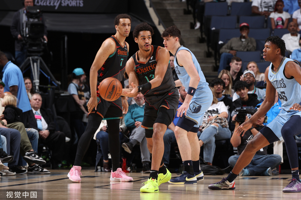 PG SOFT游戏-灰熊全队击垮:库兹马力挺球队一举获胜的简单介绍