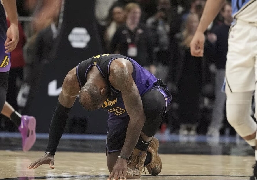 美职篮球队遭遇人员调动，备战艰难的简单介绍