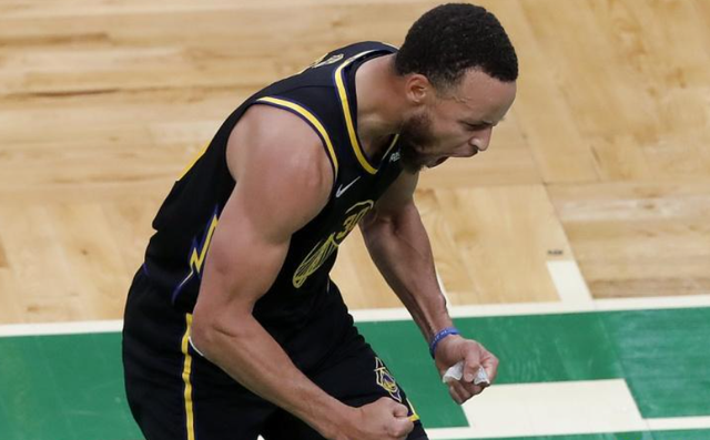 PG电子试玩-快船逆转湖人，库里高光表现