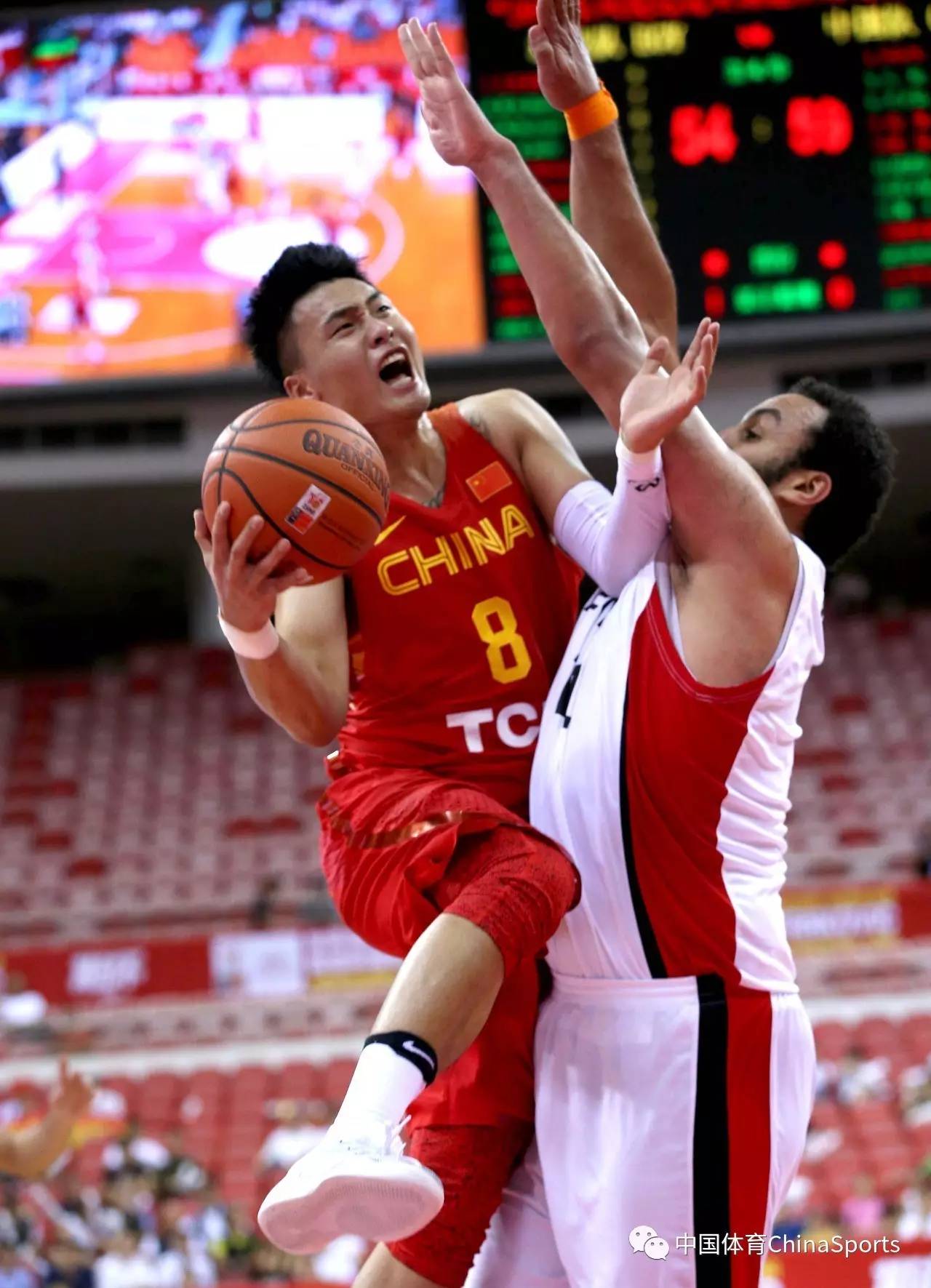 关于中国队险胜波兰队，许昕刷新纪录的信息