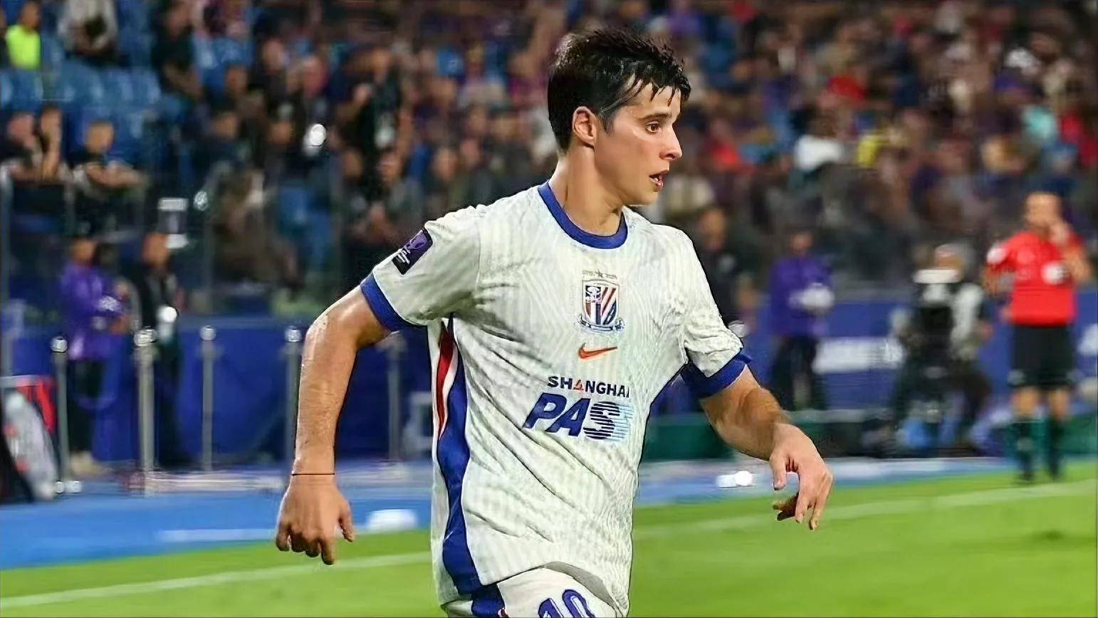 申花队球员表现赛后接受媒体采访对球队目标表示信心的简单介绍 申花队球员表现赛后接受媒体采访对球队目标表示信心的简单介绍