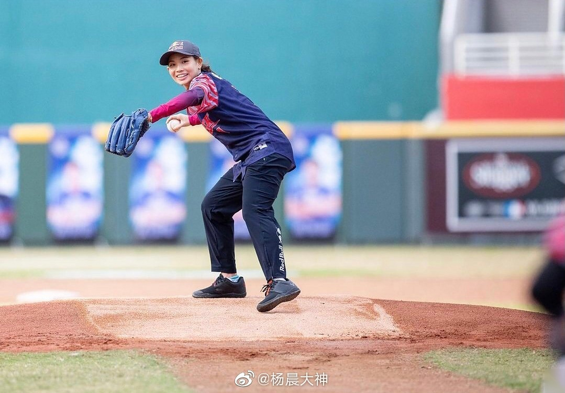 马来西亚羽毛球队翻盘日本羽毛球队，戴资颖制霸全场的简单介绍