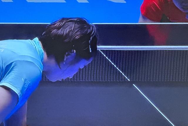 中国队逆转韩国队，林高远点燃赛场