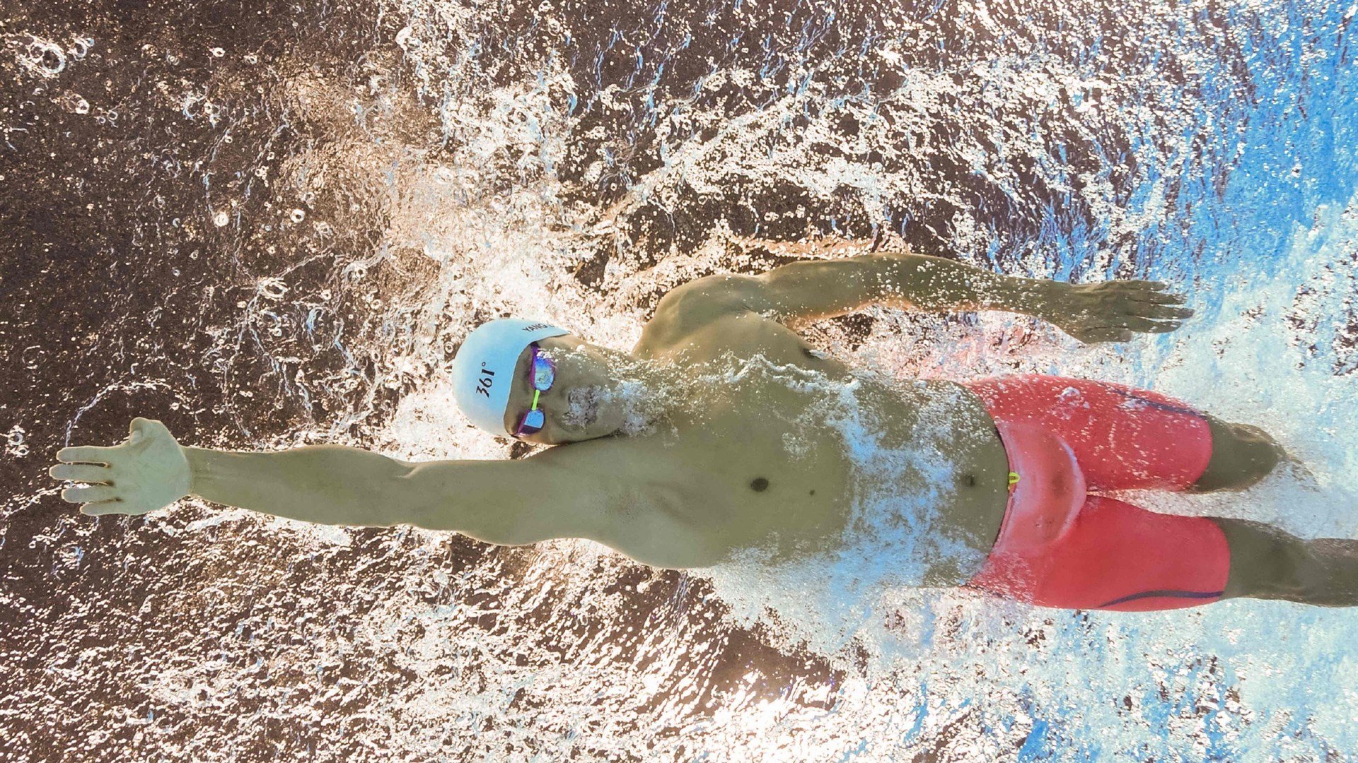 步行者击败新疆队,西亚卡姆成关键先生—跨越大洋的篮球对话