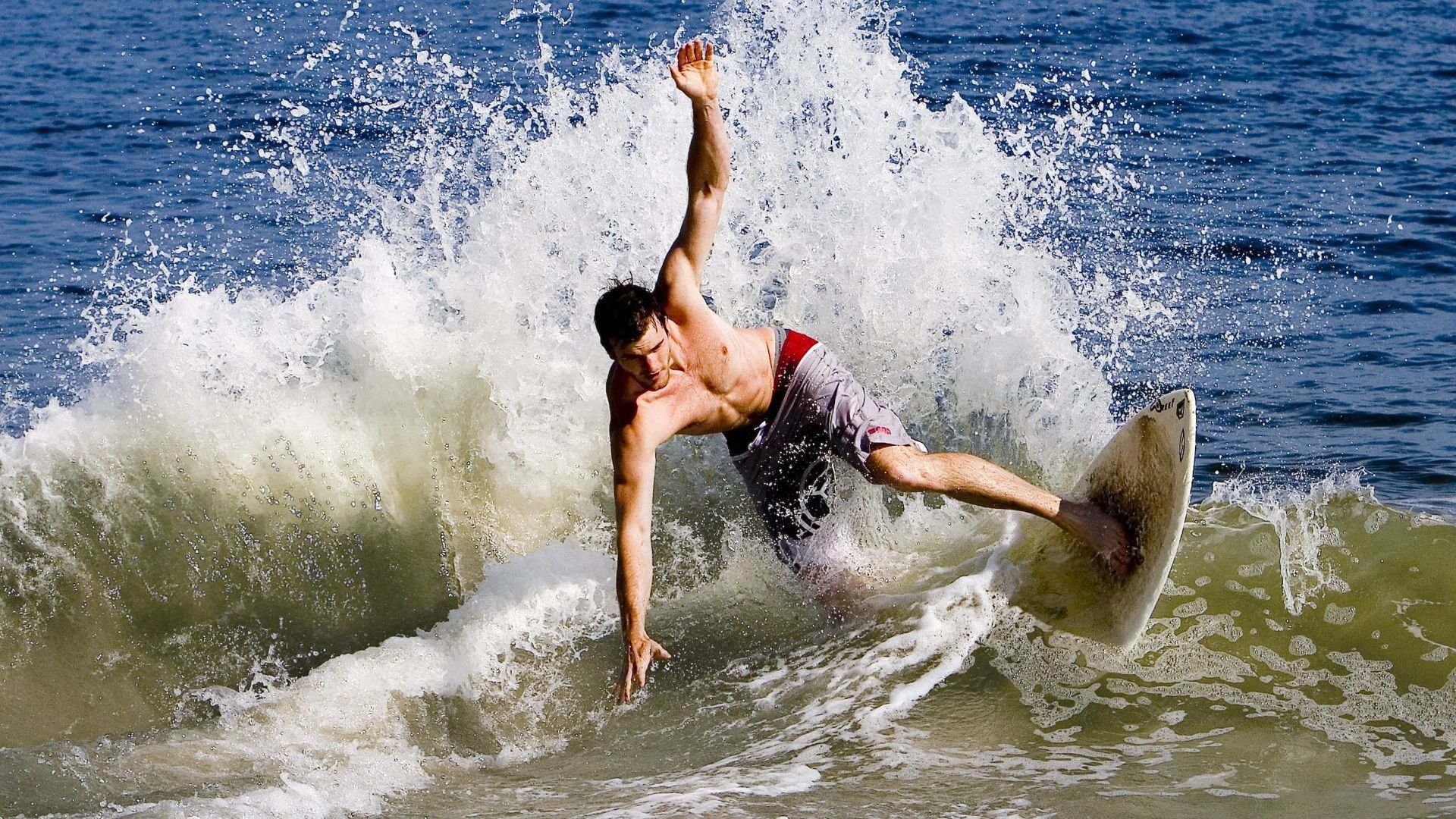 王皓扛起全队，奥地利队完胜德国队—一场颠覆欧洲乒坛格局的胜利