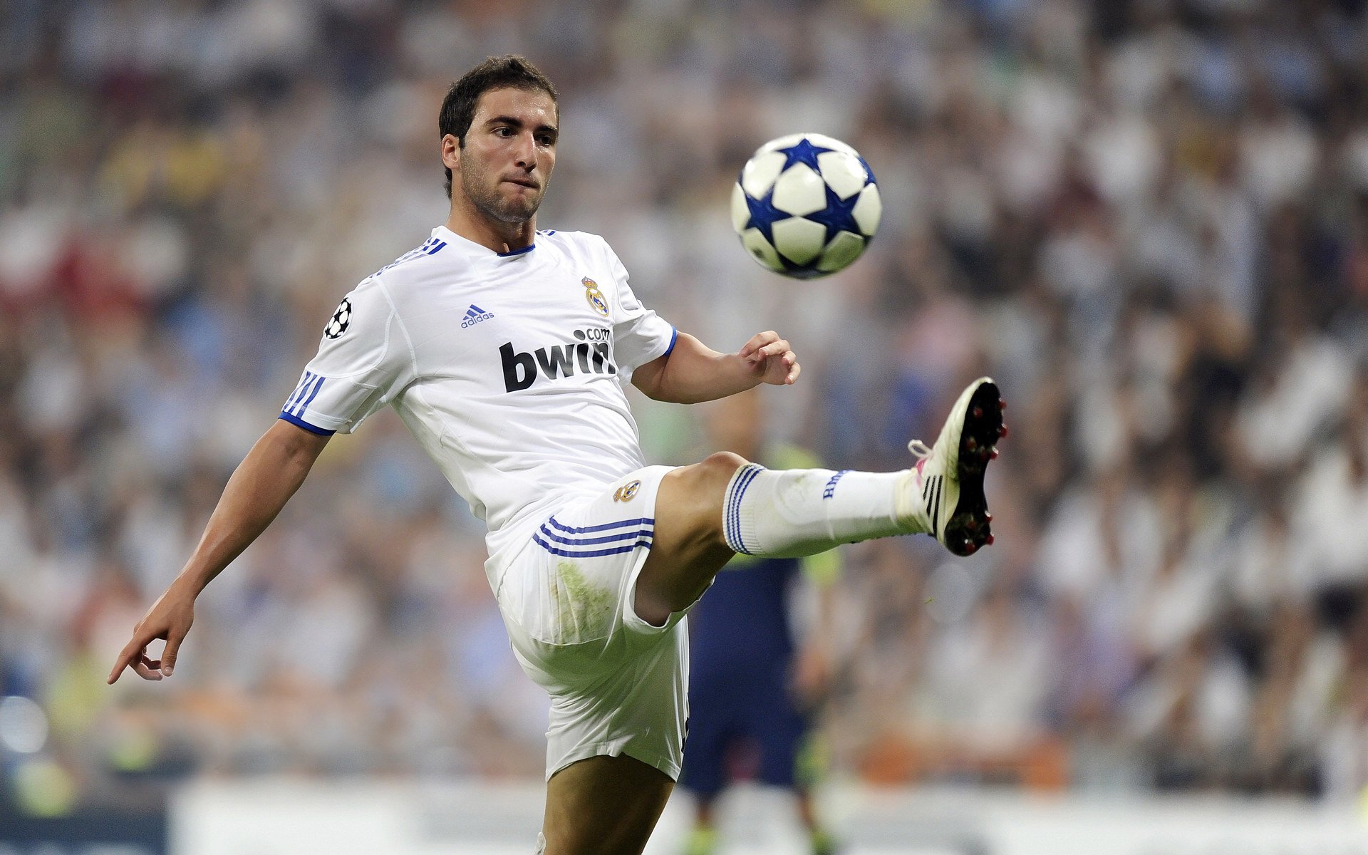 雷霆巅峰对决胜出爵士，约基奇成为关键先生